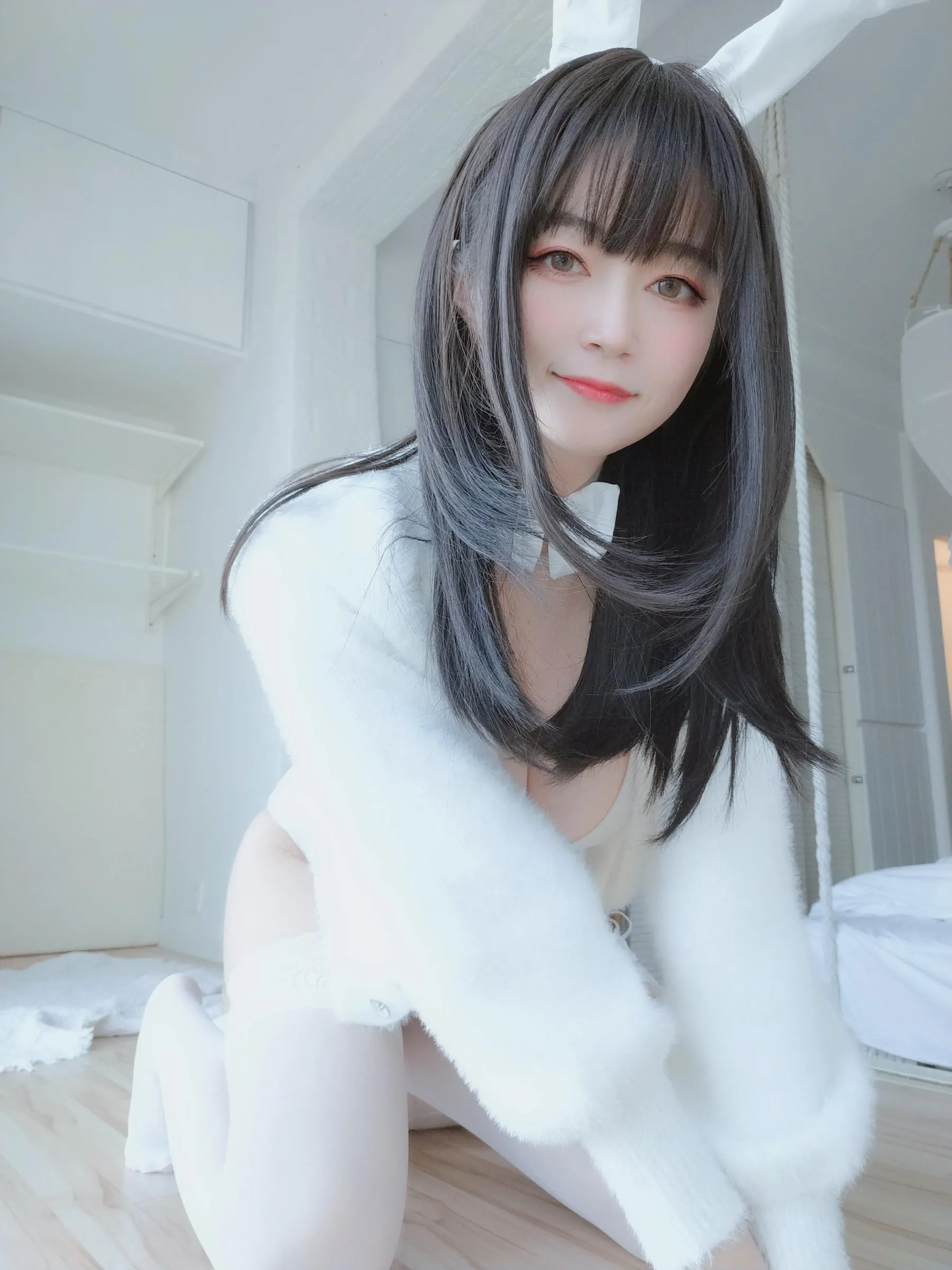 白银81 – 自撮 Vol.52 白丝兔子 [110P]插图8